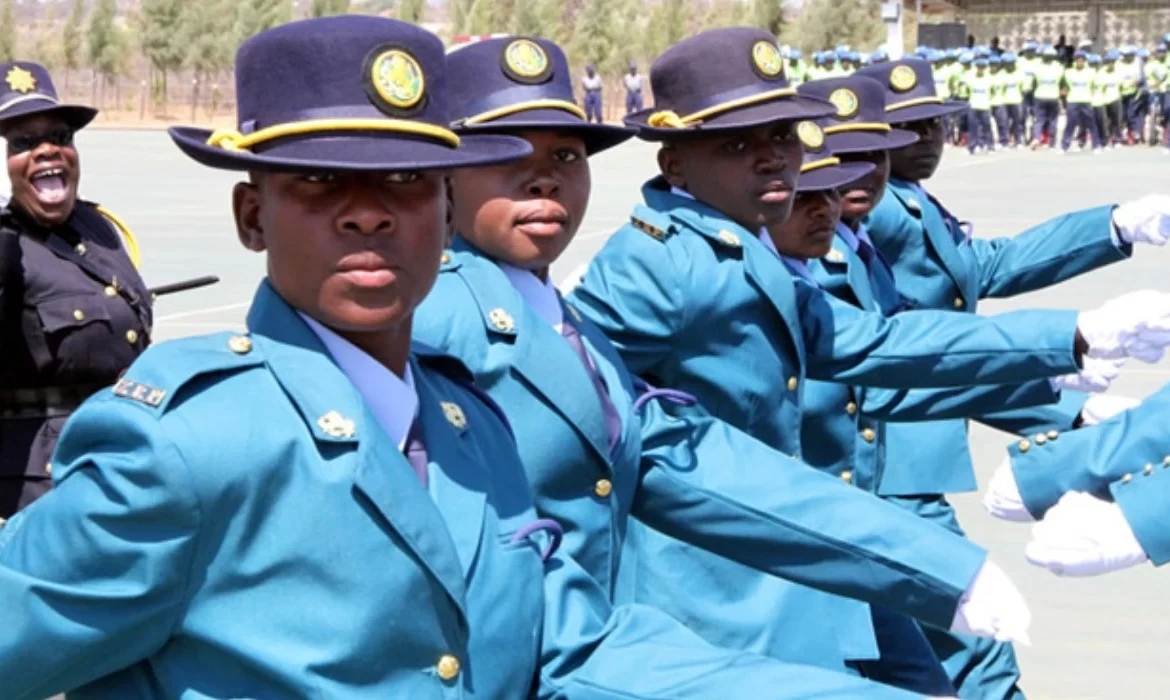 ZRP Disappointed As Junior Police Officers Plan To Demonstrate On Independence Day Over Shortage Of Uniforms