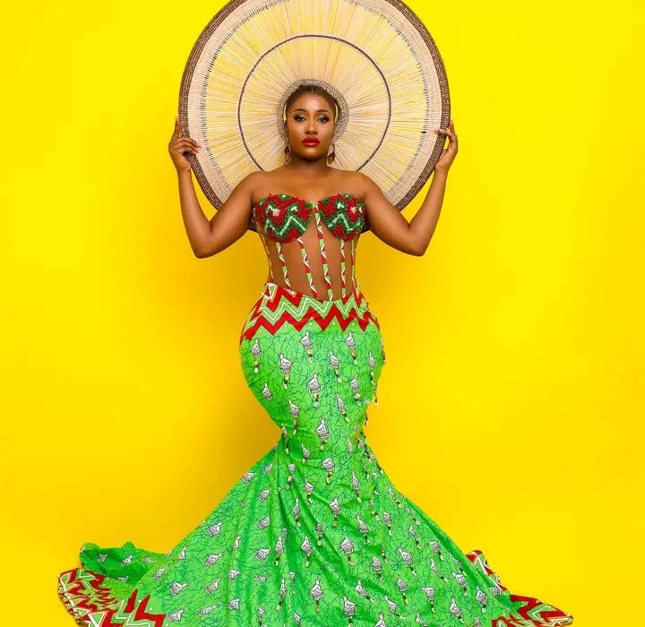 Tariro Gezi Stuns in Bedazzling Africa Day Outfit, Breaking the Internet