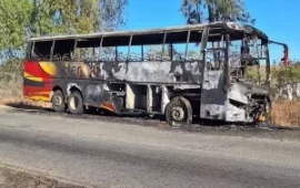 Passenger Escape Death As Inter-Africa Bus Catches Fire on Masvingo-Mutare Highway