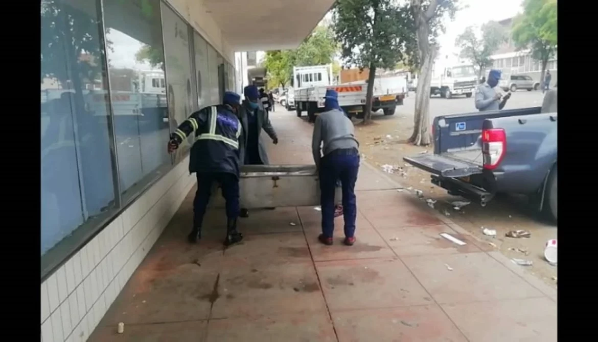 Homeless Man Found Dead From Cold Weather In The Kwekwe CBD