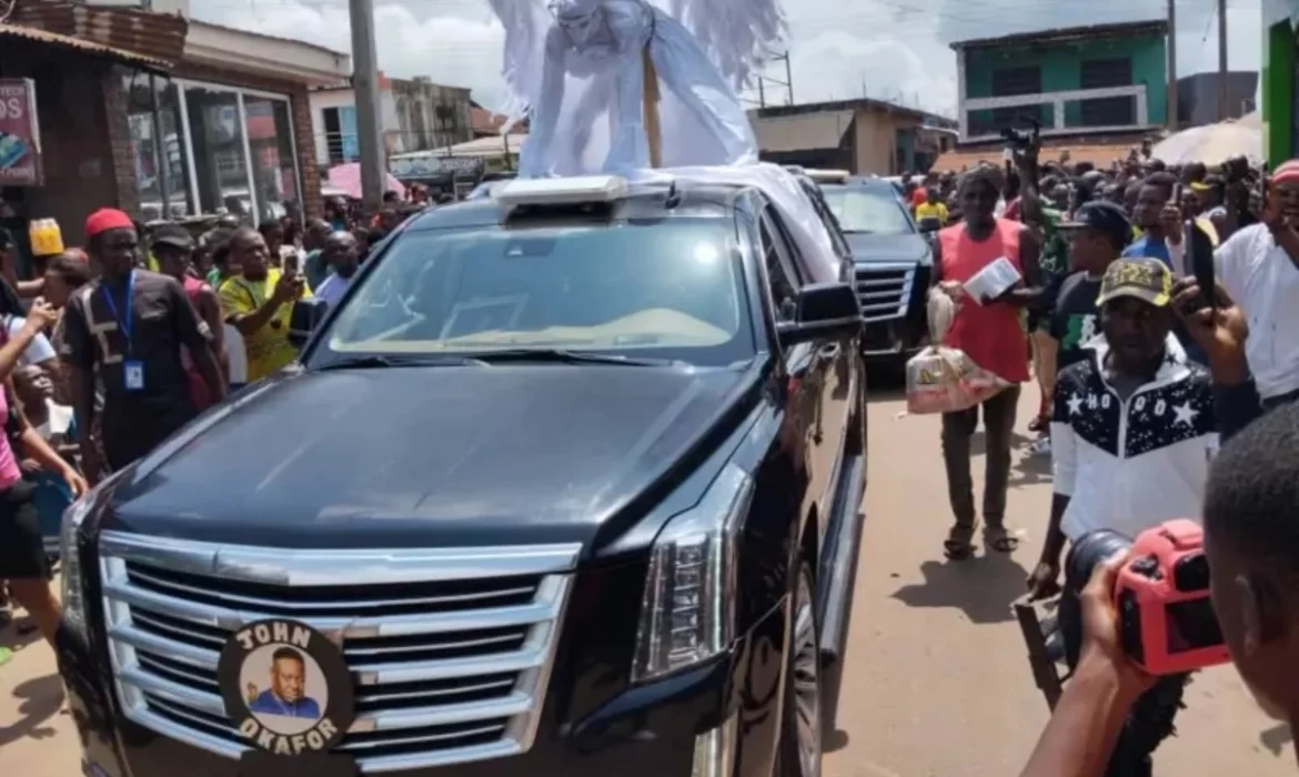 Video Showing The Moment Nigerian Actor Mr Ibu Was Buried In His Living Room Startles Fans