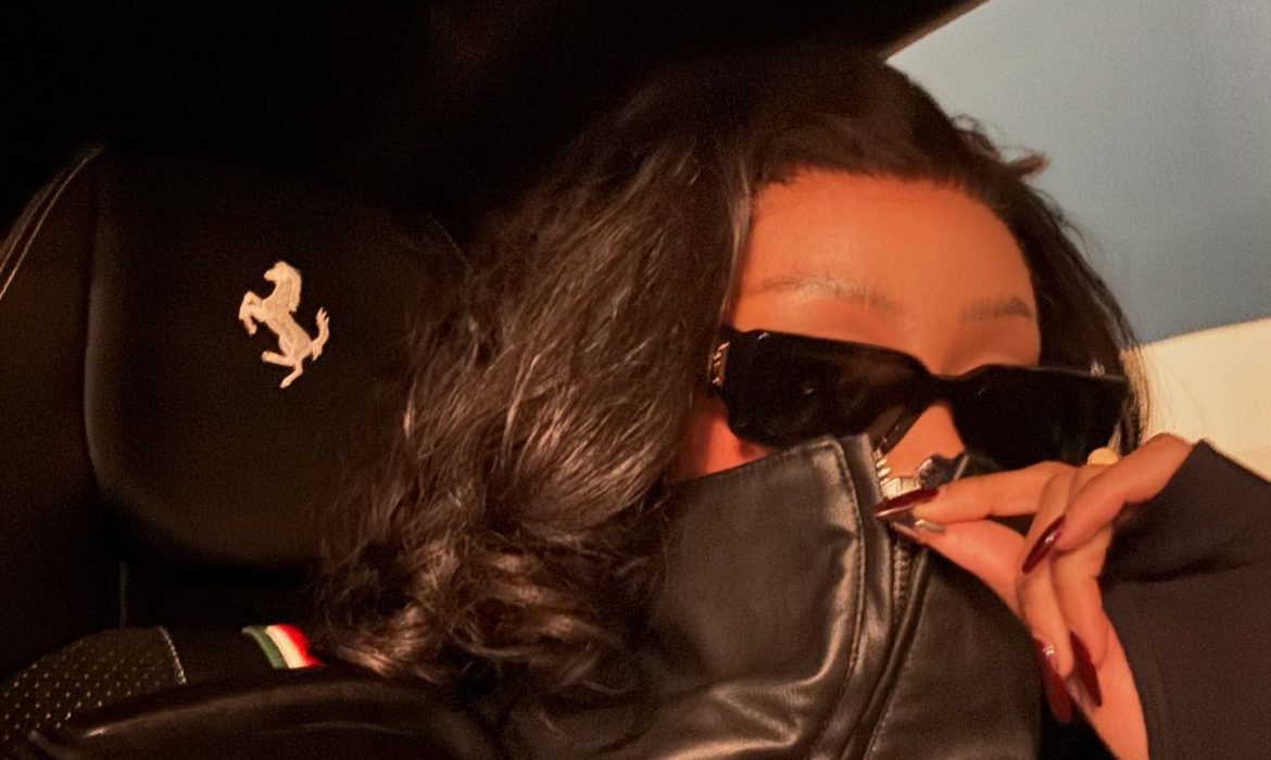 WATCH: Bonang Matheba spotted with another R5 million Ferrari