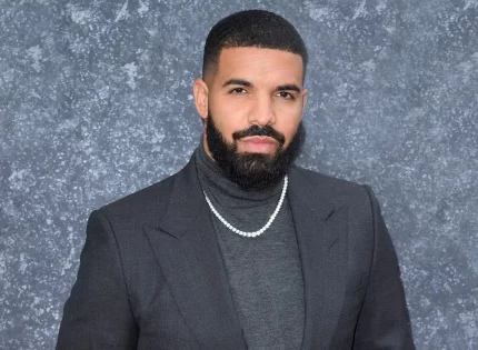 Drake Has Fans Wondering If He’s Taking Shots At Former Friends In Latest Post