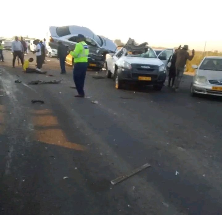 Accident Causes Chaos at Mabvuku Turnoff