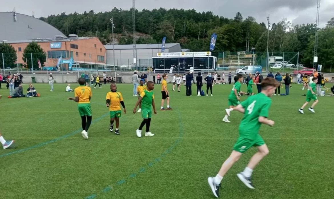 “MaJava Anopedza”: Wild Reactions As Zimbabwean Team Wearing The National Fabric Win Best Outfit At The Youth Partille Handball World Cup