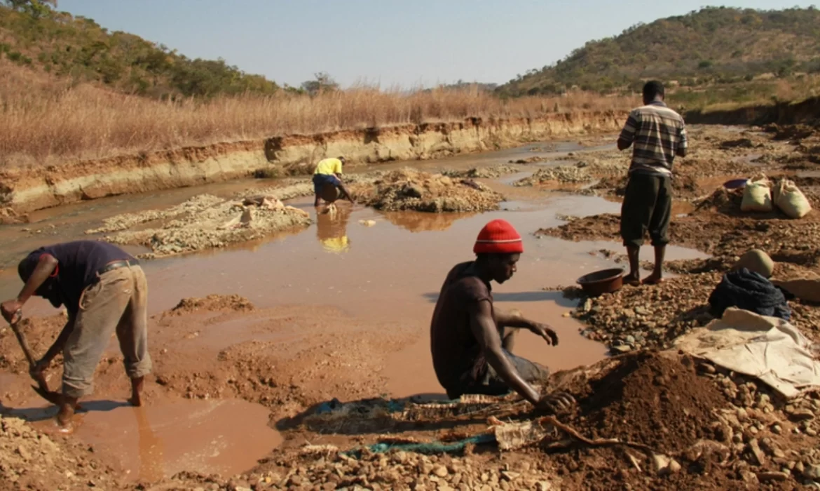 “Makorokoza In The Mud”: Government Reinstates Ban On Alluvial And Riverbed Mining