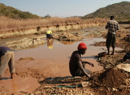 “Makorokoza In The Mud”: Government Reinstates Ban On Alluvial And Riverbed Mining