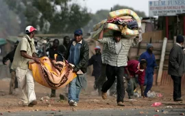 Zimbabweans Bash Former South African President Thabo Mbeki For Claiming The Zimbabwean Opposition Staged The 2008 Xenophobic Attacks In SA