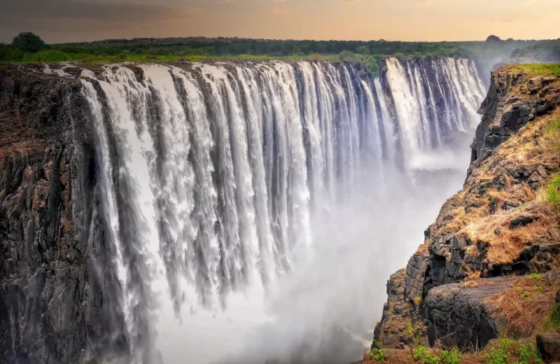 Zimbabwe Rolls Out Electronic Visa for Travelers from 118 Countries