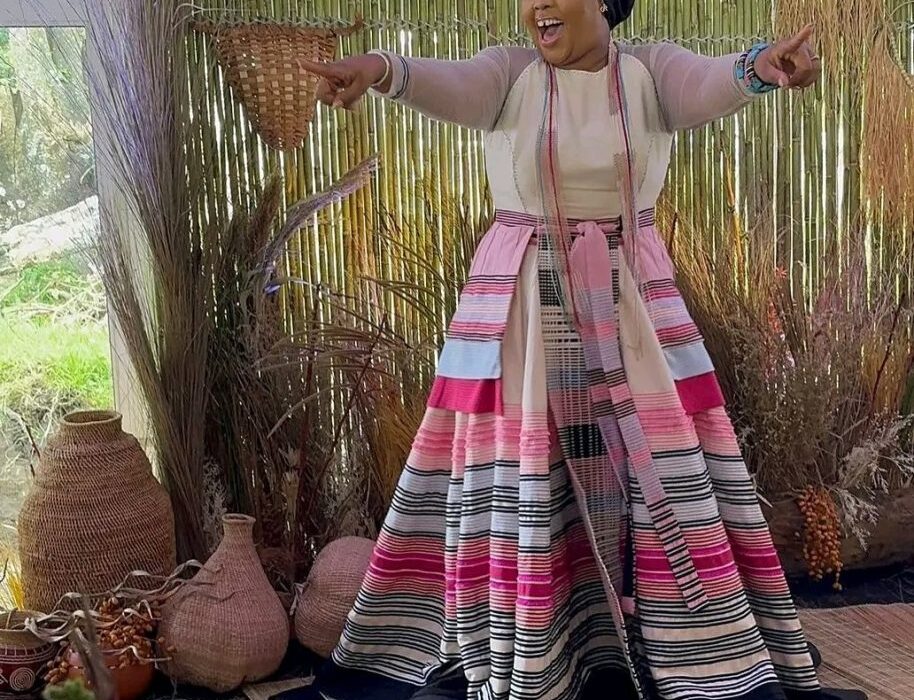 She said YES: SA presenter Anele Mdoda gets married (pictures)