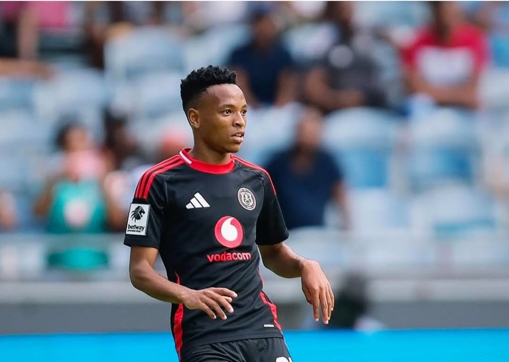 Lucas Radebe warn Relebohile Mofokeng