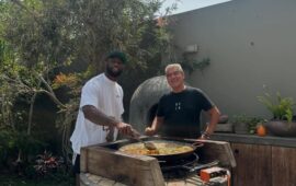 Watch: Springboks captain Siya Kolisi takes on Chef duties ahead of friend’s wedding
