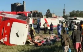 6 Dead After A Bus Travelling From Botswana To Harare Had An Accident