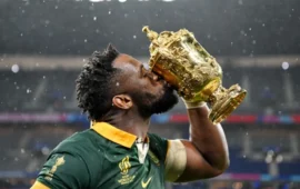 Soweto derby heat: Springboks captain Siya Kolisi clashes with teammates (video)