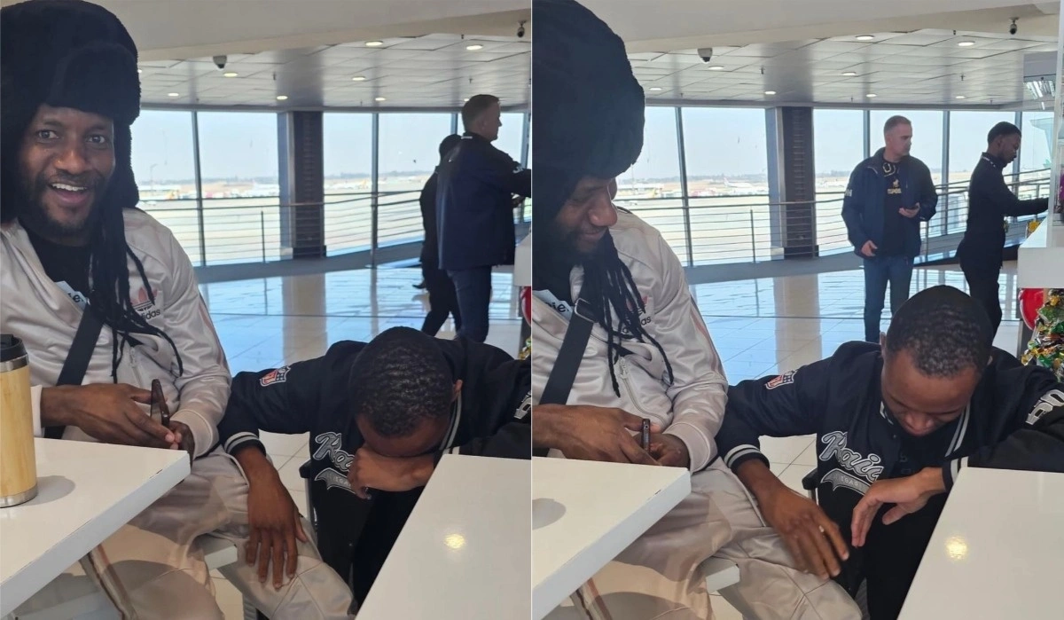 Fan Breaks Down Into Tears After Meeting Winky D