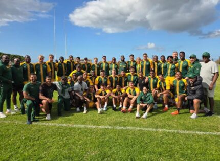Passing the baton: Siya Kolisi vibes with young Springboks
