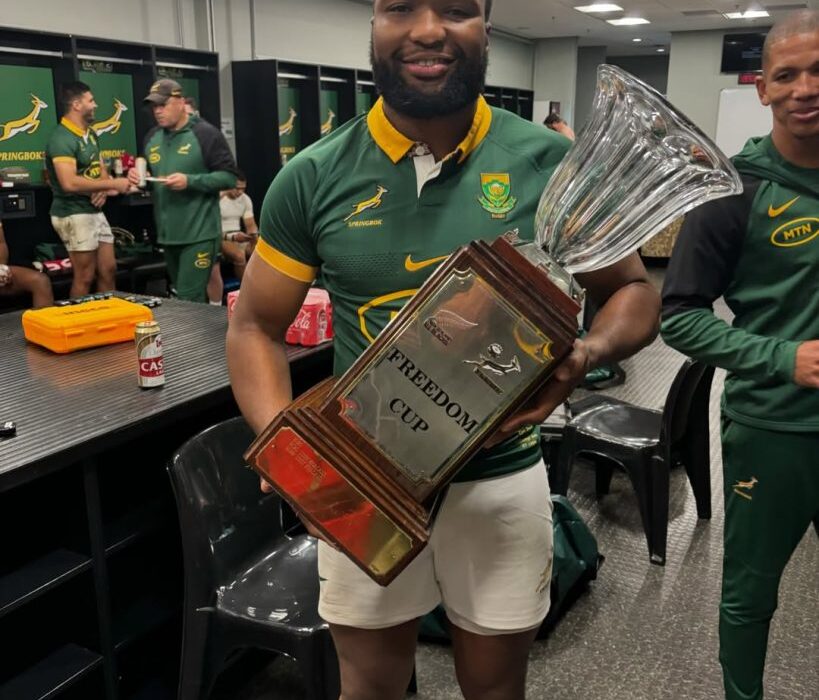 ‘Looks like a young Jacob Zuma’: Springboks star Lukhanyo AM’s new hairstyle goes viral