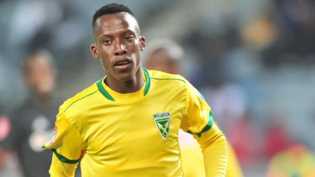 Sundowns Divine Lunga girlfriend brag