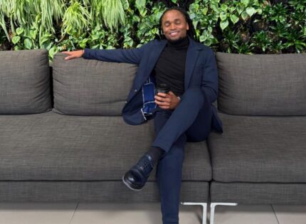 Springboks penalty taker? Bafana legend Siphiwe Tshabalala nails the crossbar challange (video)