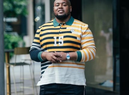 ‘He farms front row forwards’: Springbok Asenathi Ntlabakanye’s scrum session at Daan Human’s farm goes viral (video)