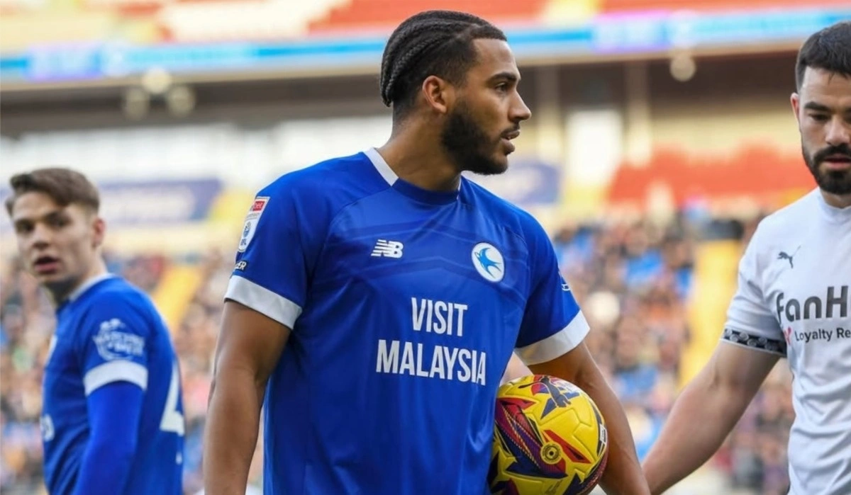 Zimbabwe Midfielder Andy Rinomhota Bids Farewell to Cardiff City