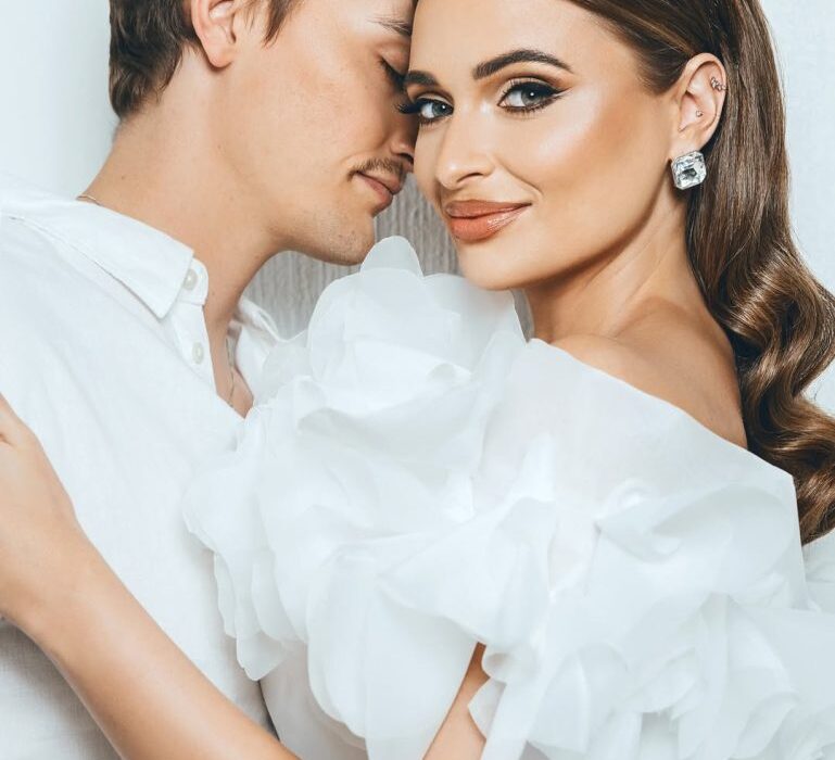 In pictures: Miss SA Mia le Roux engages