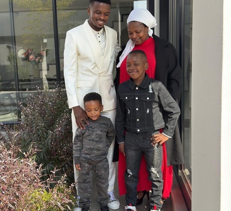Happy Sunday: Teboho Mokoena and his mother go to church (pictures)