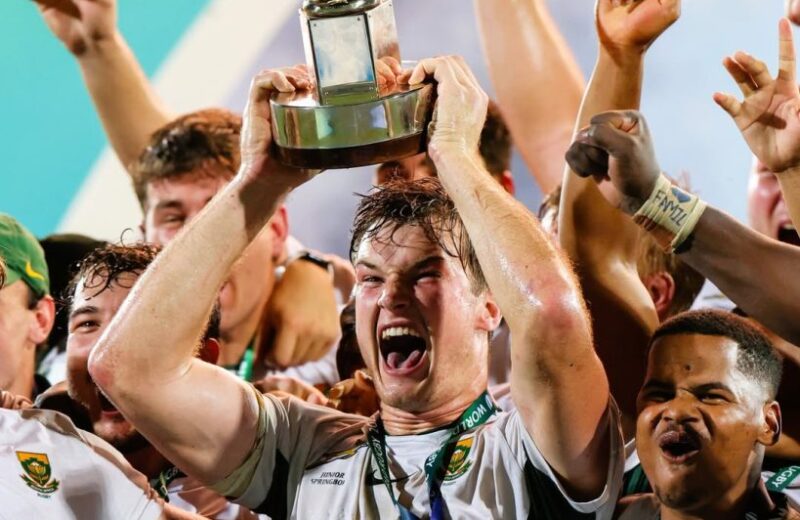 Springboks stars go crazy watching the junior Boks crowned world champions on TV (video)