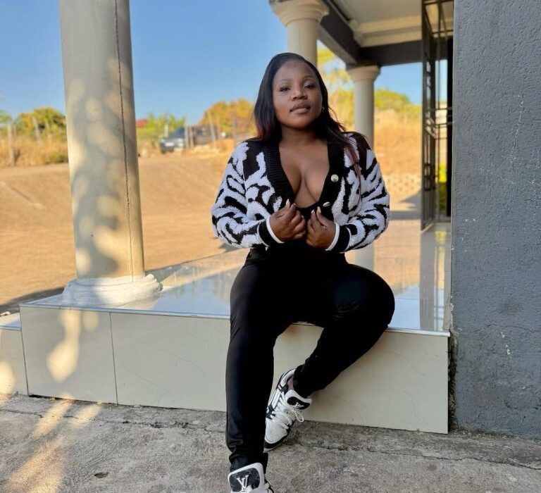 In pictures: Meet Makhadzi’s lookalike mother