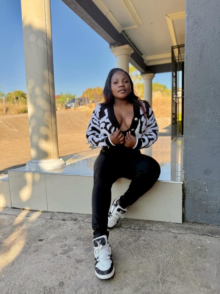 Makhadzi lookalike mother