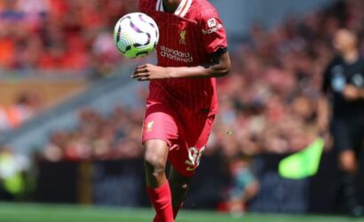 ‘He is a gem’: Cephas Chimedza compares Zimbabwean star to Manchester United legend