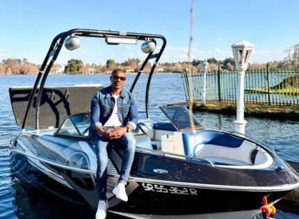 Boat cruising and more: Orlando Pirates legend Lucky Lekgwathi celebrates his birthday in style (video)