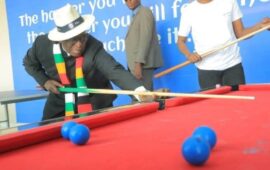 ‘The eagle eye style’: President Mnangagwa’s snooker pivot goes viral on his birthday (pictures)