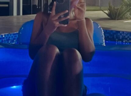 Khama Billiat swims with his daughter at his expensive mansion (video)