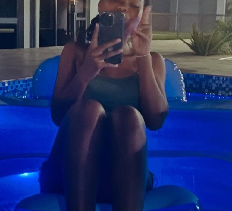 Khama Billiat swims with his daughter at his expensive mansion (video)