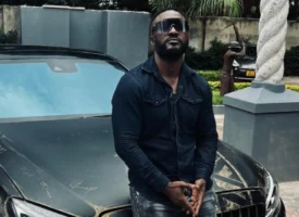 Mixcollage 31 oct 2025 10 25 am 6607