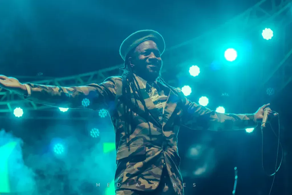 Winky D Chris Martin Busy Signal Kadoma showdown