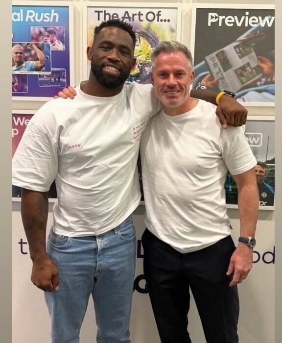 In pictures: Springboks captain Siya Kolisi gives Arsenal legend a special gift