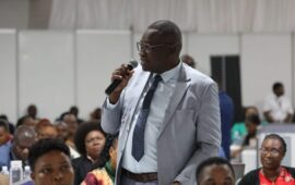 ‘This isn’t correct’: David Coltart shuns Hwende’s benefits claim