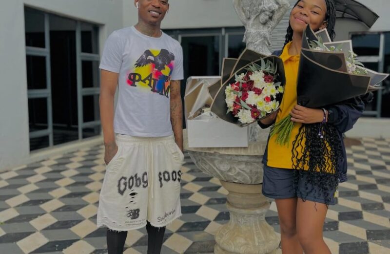 Daddy duties: Khama Billiat celebrates his daughter’s birthday with flowers (video)