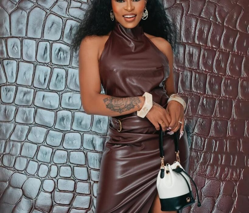 Makeup artist: Kairo Forbes styles DJ Zinhle (video)