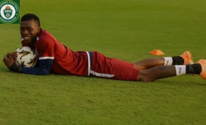 “Once a Warrior, always a Warrior”: Former Kaizer Chiefs Star Teenage Hadebe Earns His 50th Cap for Zimbabwe