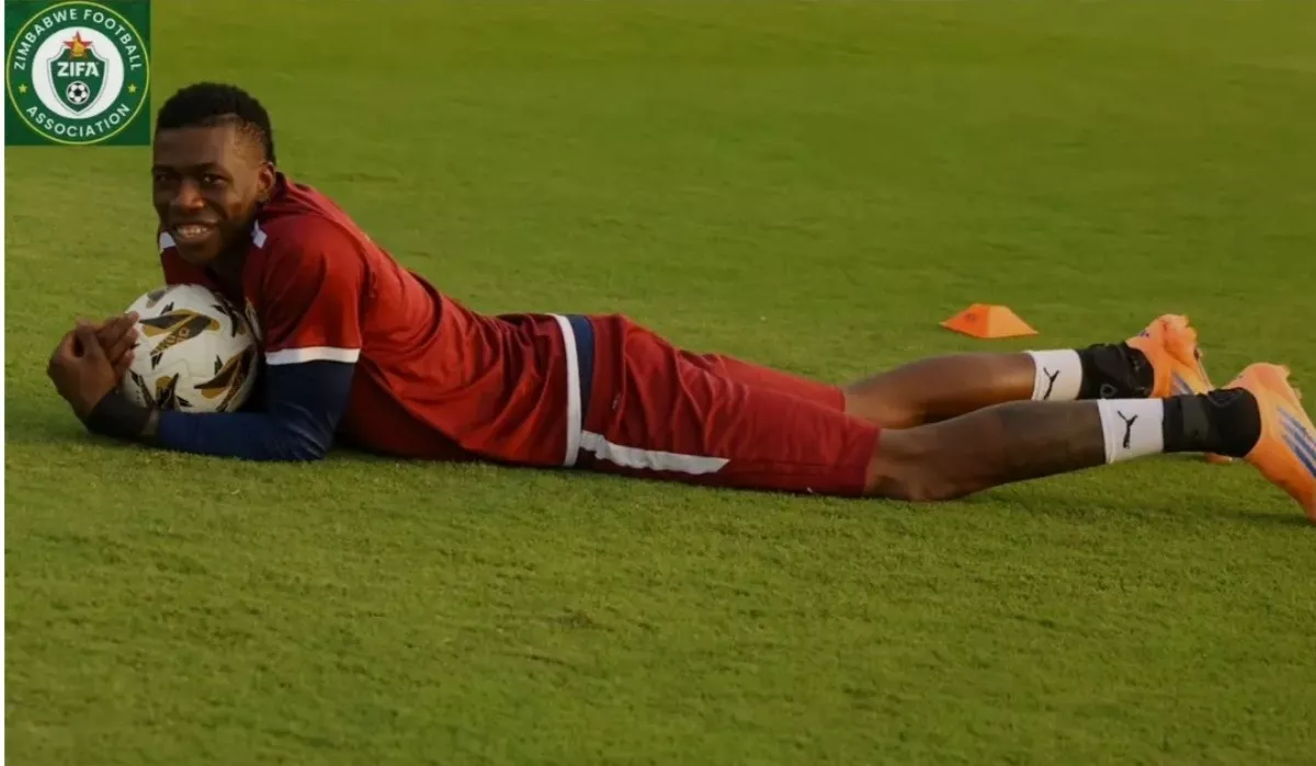 Former Kaizer Chiefs Star Teenage Hadebe Earns His 50th Cap for Zimbabwe