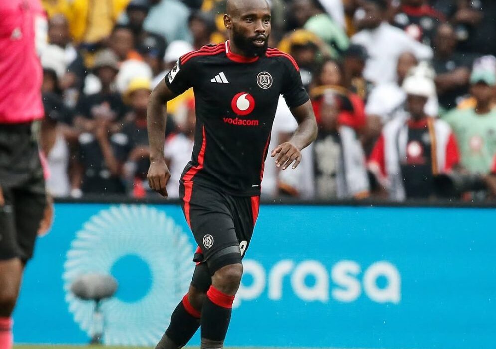 He’s old: Orlando Pirates star Makhehleni Makhaula’s age shock fans