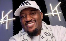 In pictures: Wicknell Chivayo finally gifts Mudiwa Hood a new car