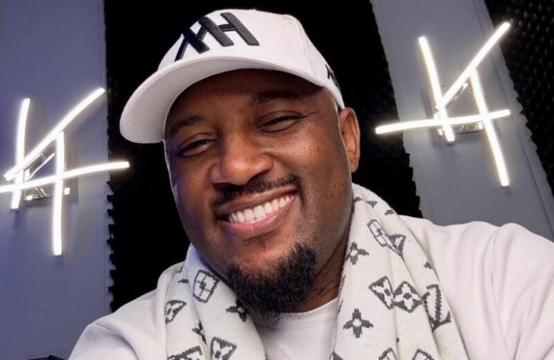 In pictures: Wicknell Chivayo finally gifts Mudiwa Hood a new car