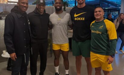 Watch: Didier Drogba and Thiery Henry’s jokes left Siya Kolisi in stitches