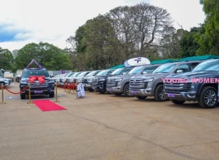 President Mnangagwa Hands Over 26 Vehicles and US$600k to Women’s League, Young Women 4ED