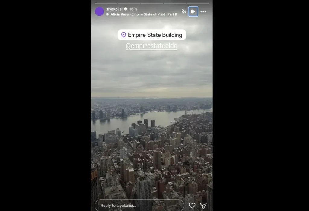 Lover boy: Springboks’ Siya Kolisi takes his new girlfriend to a fancy spot in New York