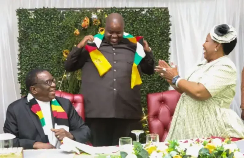 Wicknell Chivayo President Mnangagwa Scarf Auction 1280px t